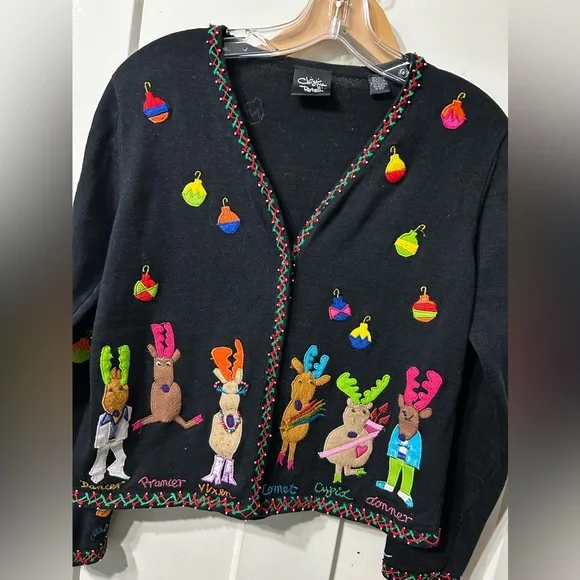 Vintage Christina Rotelli Festive holiday Cardigan with Embroidered Reindeer - Picture 2 of 10
